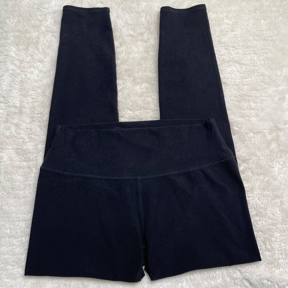 Alo Women's Black Mid-Rise Cropped Leggings Size Small - Picture 3 of 8